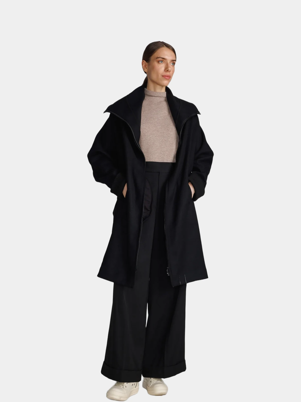 Чорне пальто Yohji Yamamoto з блисковкою - INVOGA