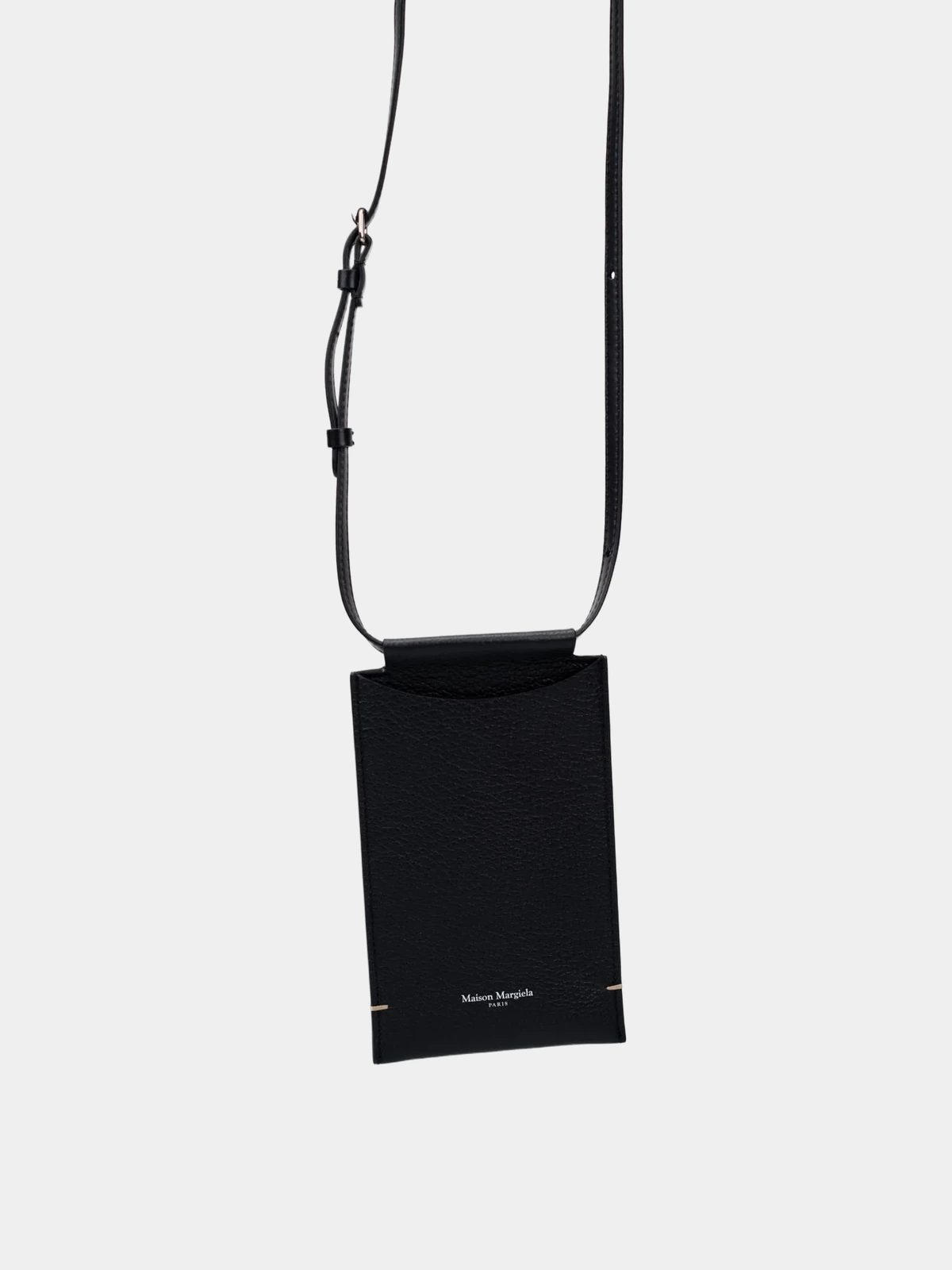 Чохол для телефона Maison Margiela чорний шкіряний - INVOGA