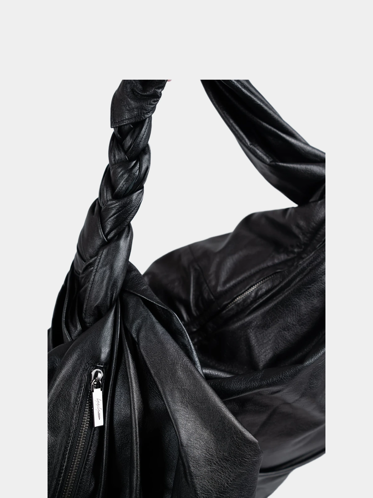 Чорна сумка Yohji Yamamoto з блискавкою - INVOGA